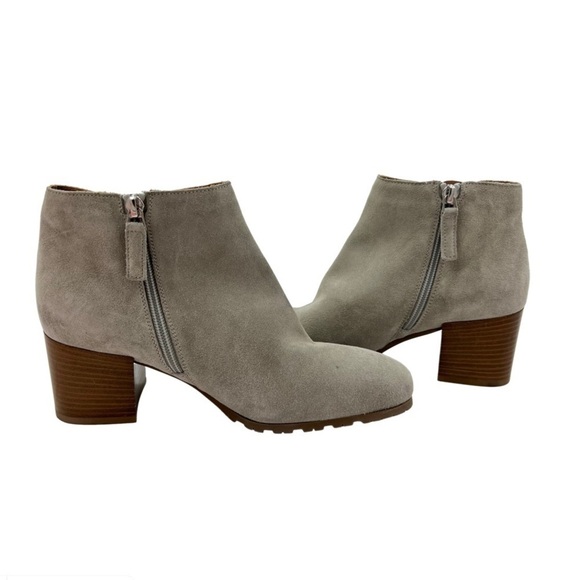 Aquatalia Taupe Charlotte Weatherproof Suede Booties Size 7.5 - Picture 1 of 12